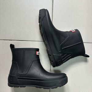 Hunter Women’s Black Short Rain Boots